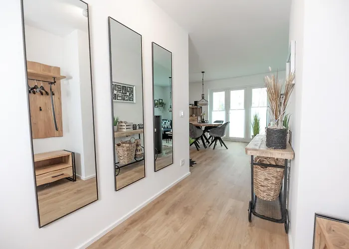 Hollywood Lounge * Olpenitz